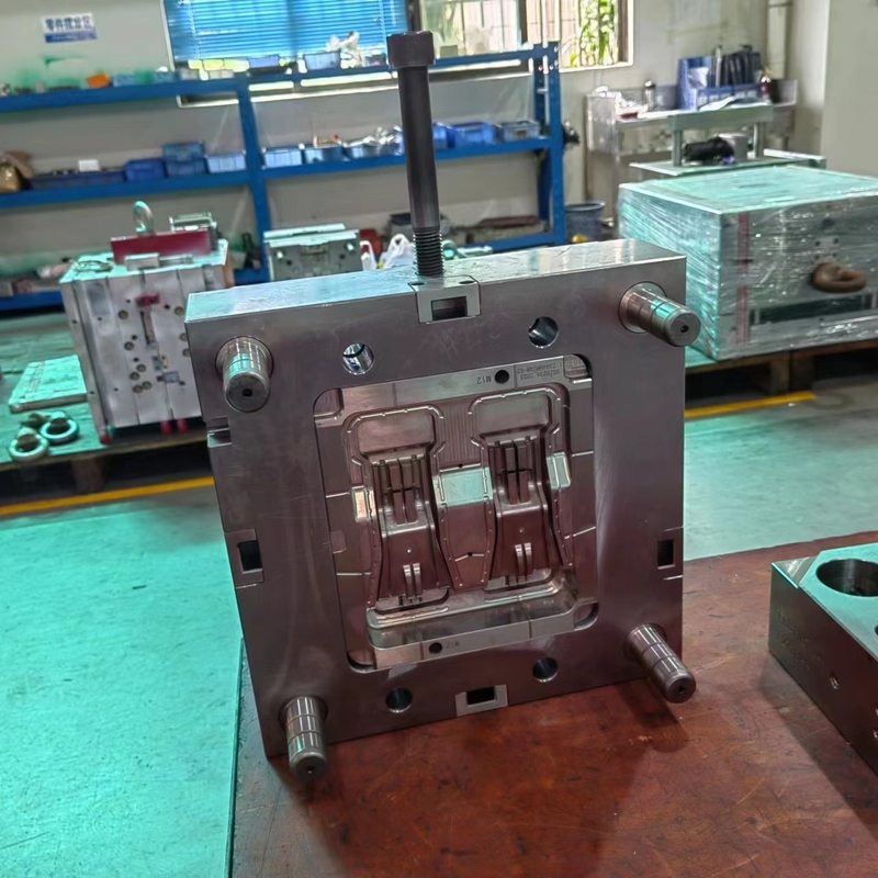 LKM CNC Machined Plastic Tooling Injection z żywotnością formy 000 i tolerancją ±0,01mm