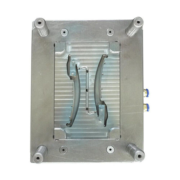 Jednokolorowy panel drzwi samochodowych z tworzywa sztucznego Oprzyrządowanie do wtrysku tworzyw sztucznych za pomocą grawerowania drutu CNC
