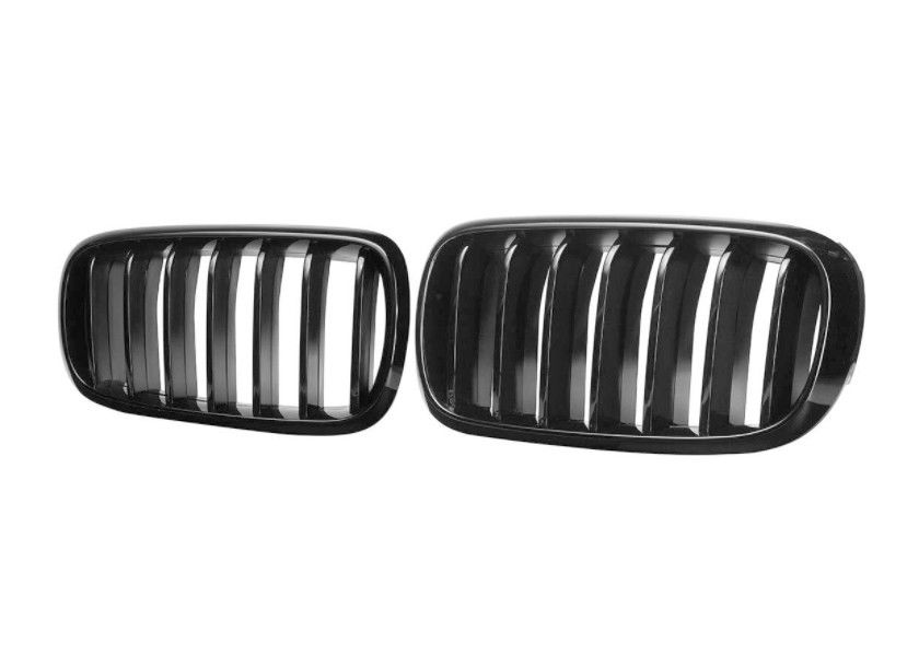Błyszcząca, matowa, czarna plastikowa maska ​​samochodu ABS z przednią kratką nerkową